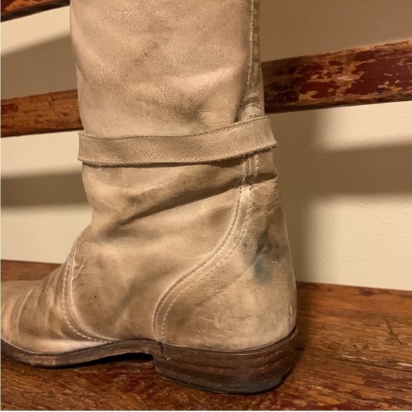 FRYE Dorado Tall Knee High Leather Riding boots Cream Tan Buckle Distressed - Picture 7 of 16
